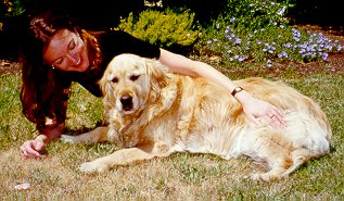 Caroline_Ellie_3.jpg (27482 bytes)