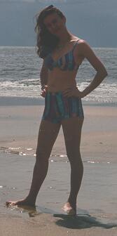 Caroline_beach_1.jpg (7745 bytes)